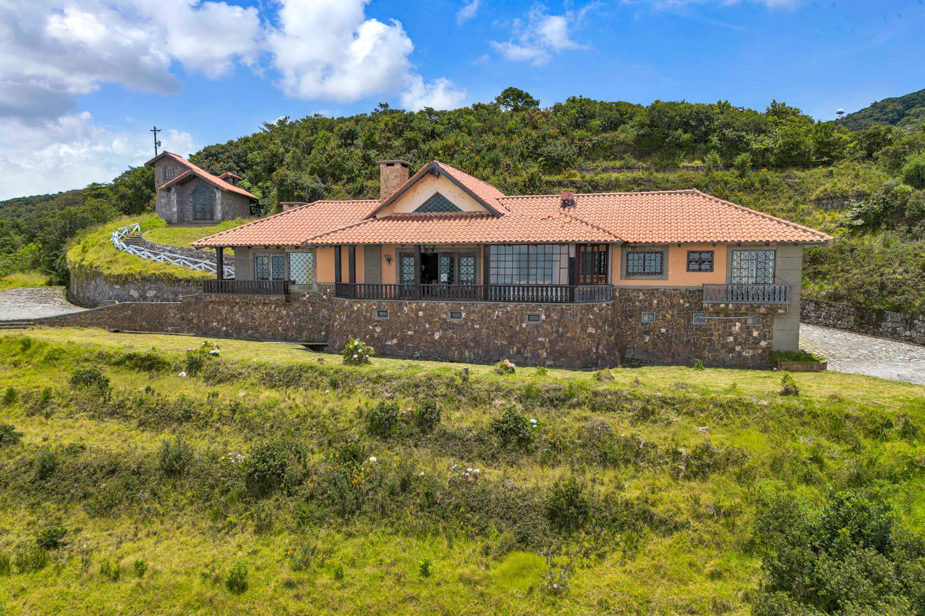 Gran Finca Poás, Reserva Río y Volcán