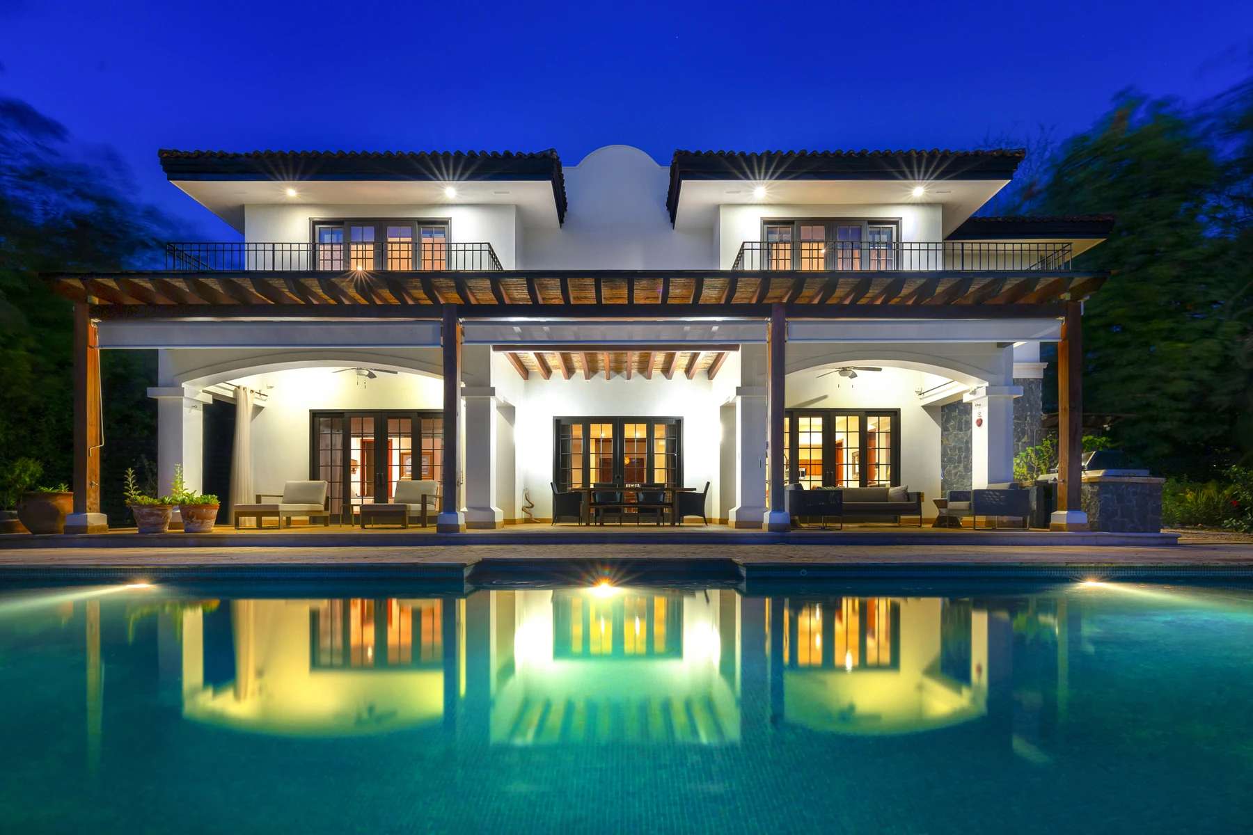 Casa Arbolada in Golf Community at Pinilla
