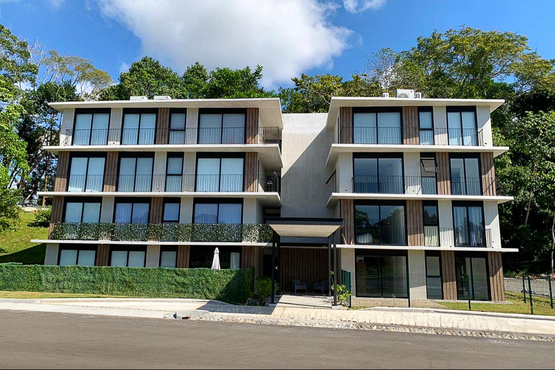 Retirement & Investment - Beach Condo