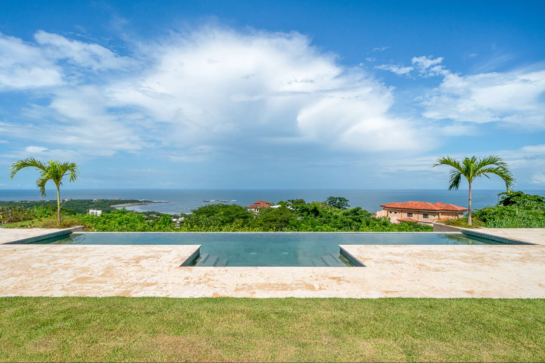 Ocean View New Apartment in  Tamarindo C20