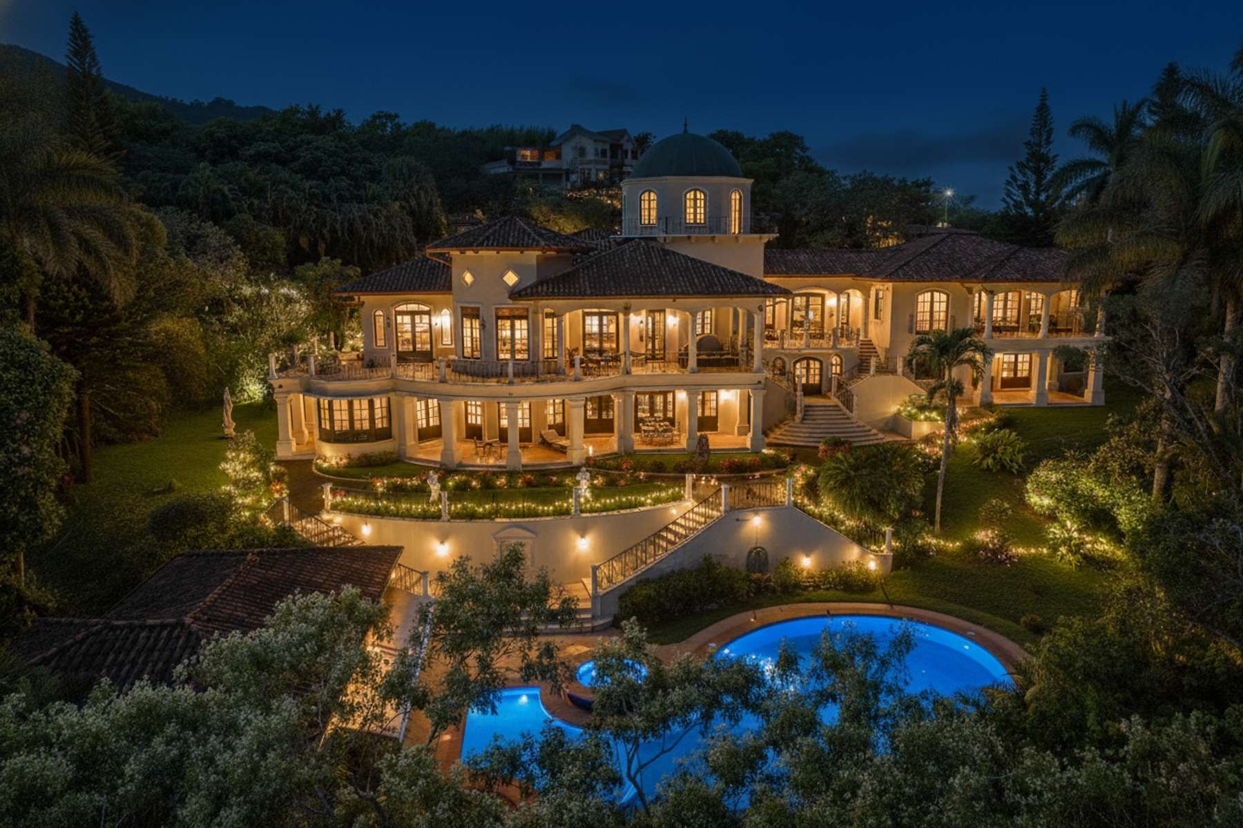 Colonial Estate with Tennis Court on 7 Acres