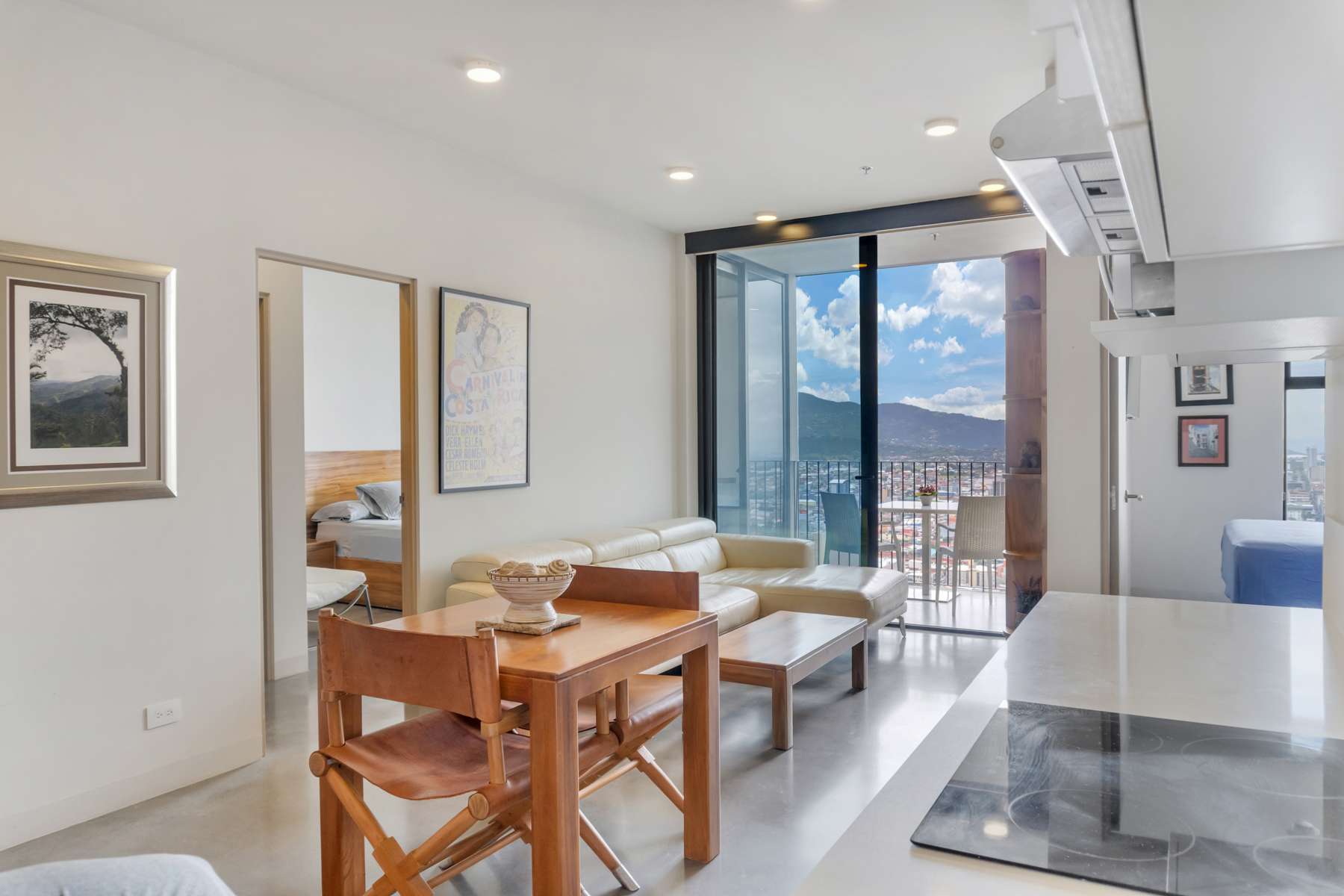 Apartamento en Núcleo Sabana | 2 hab | AMUEBLADO | 73 m2 | F 485